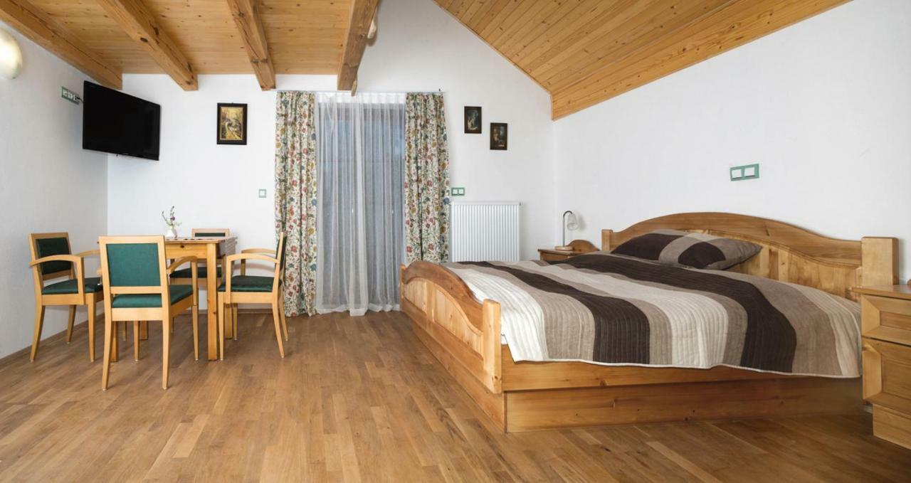 Farm stay Tourist Farm Mali Raj Dolenci